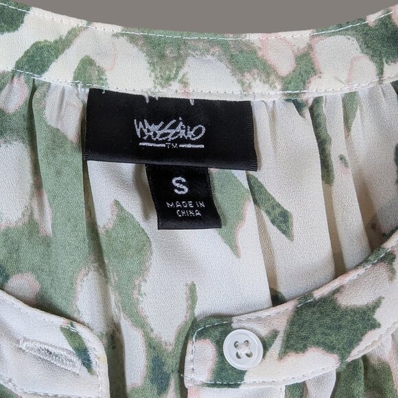 Mossimo V-Neck White and Sage Floral Peplum Top - Small - Picture 7 of 7